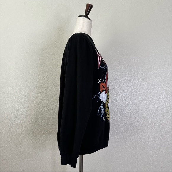 Def Leppard Women's Crewneck Christmas Holiday Graphic Sweatshirt, Sz Large - Picture 8 of 13